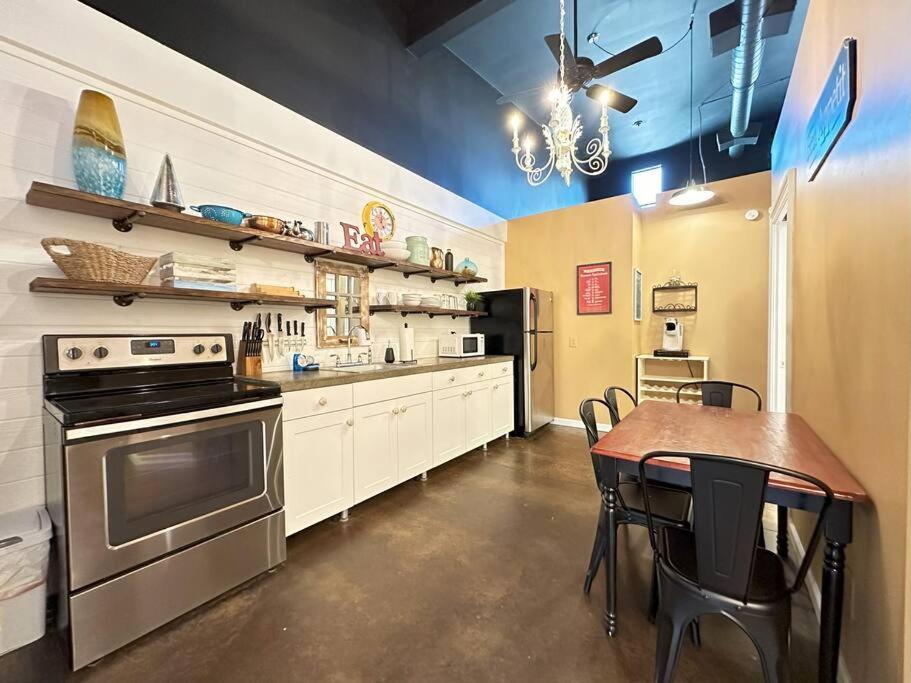 Apartamento Haven At Hazel~Downtown Loft Demorest Exterior foto
