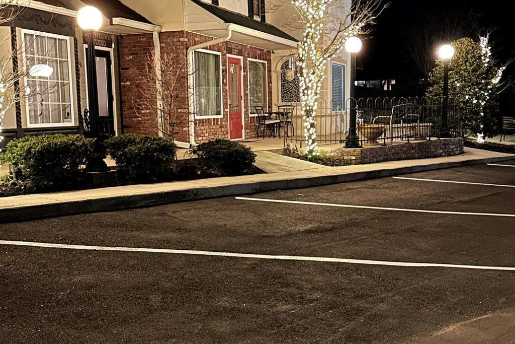 Apartamento Haven At Hazel~Downtown Loft Demorest Exterior foto
