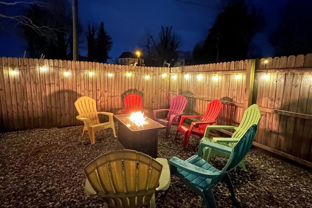 Apartamento Haven At Hazel~Downtown Loft Demorest Exterior foto